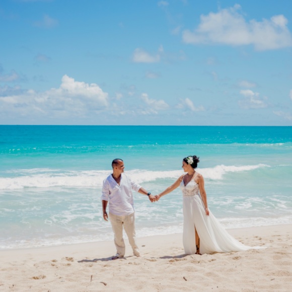 WEDDING DRESS - Picture 5 of 6